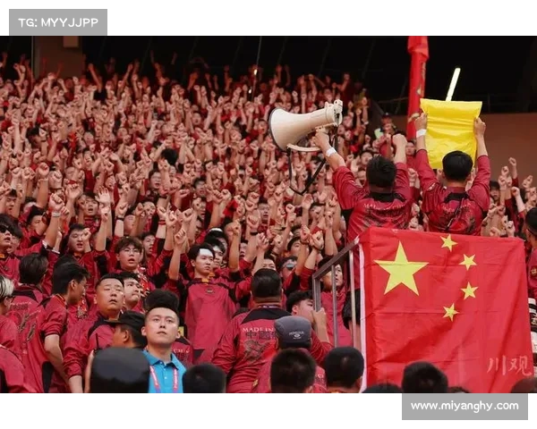 中国男足演绎精彩逆转,球迷热血沸腾! 中国男足演绎精彩逆转,球迷热血沸腾!